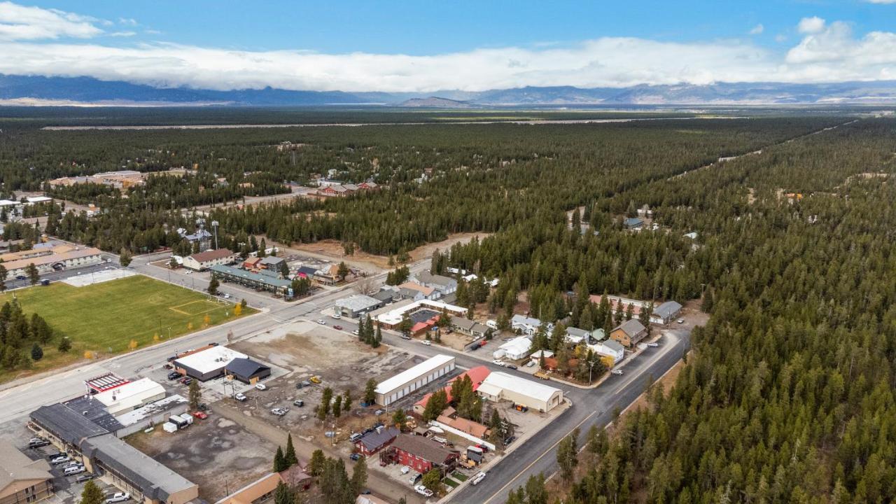 The Yellowstone Hideaway Unit A เวสต์เยลโลว์สโตน ภายนอก รูปภาพ